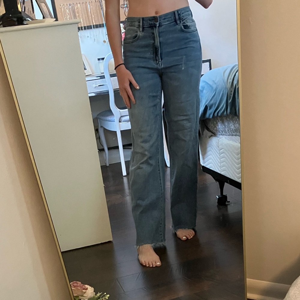 Stylish Gray Women's Straight Leg Jeans